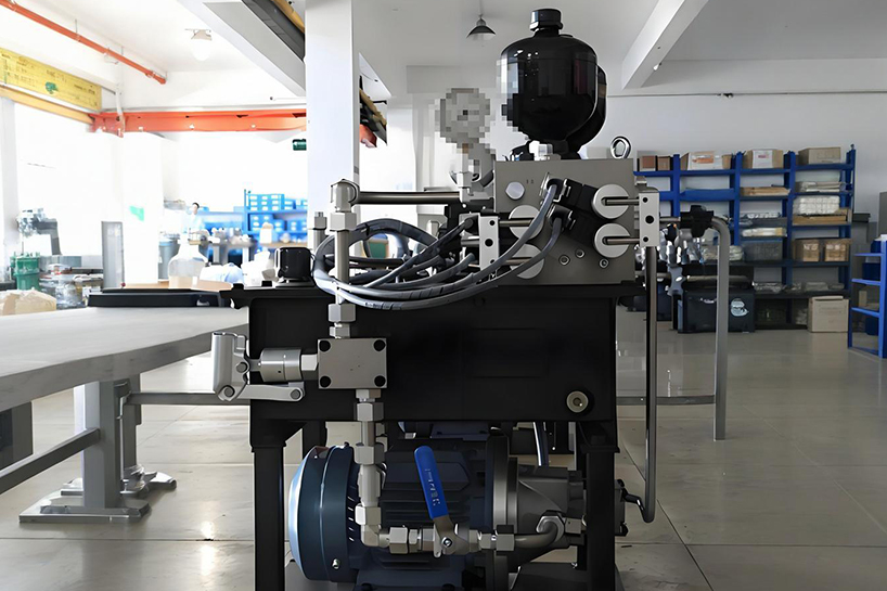 風(fēng)電液壓系統(tǒng)中液壓油泵通常采用什么油和傳動(dòng)系統(tǒng)